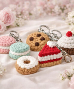 Crochet Cake Keychain - Handmade Cookie Keychain, Cute Amigurumi Dessert Bag Charm, Crochet Food Key Holder Gift, Cute Marine Life Gift